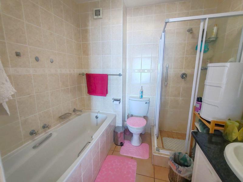 3 Bedroom Property for Sale in Lawrence Rocks KwaZulu-Natal