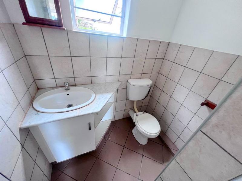 To Let 2 Bedroom Property for Rent in Margate Beach KwaZulu-Natal