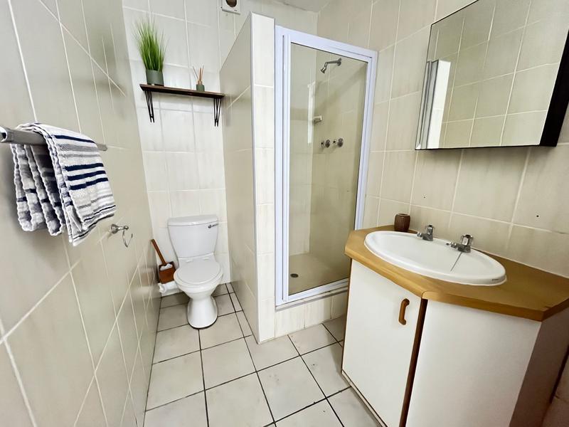 To Let 2 Bedroom Property for Rent in Margate Beach KwaZulu-Natal