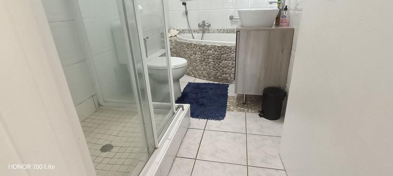 To Let 2 Bedroom Property for Rent in Manaba Beach KwaZulu-Natal