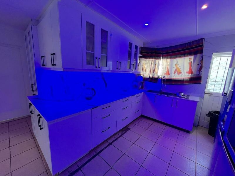 4 Bedroom Property for Sale in Margate KwaZulu-Natal