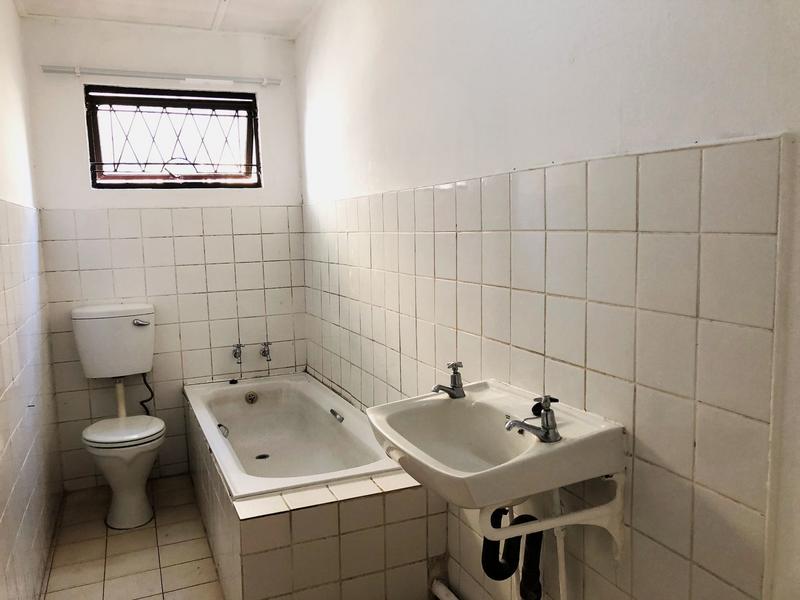 To Let 1 Bedroom Property for Rent in Margate KwaZulu-Natal
