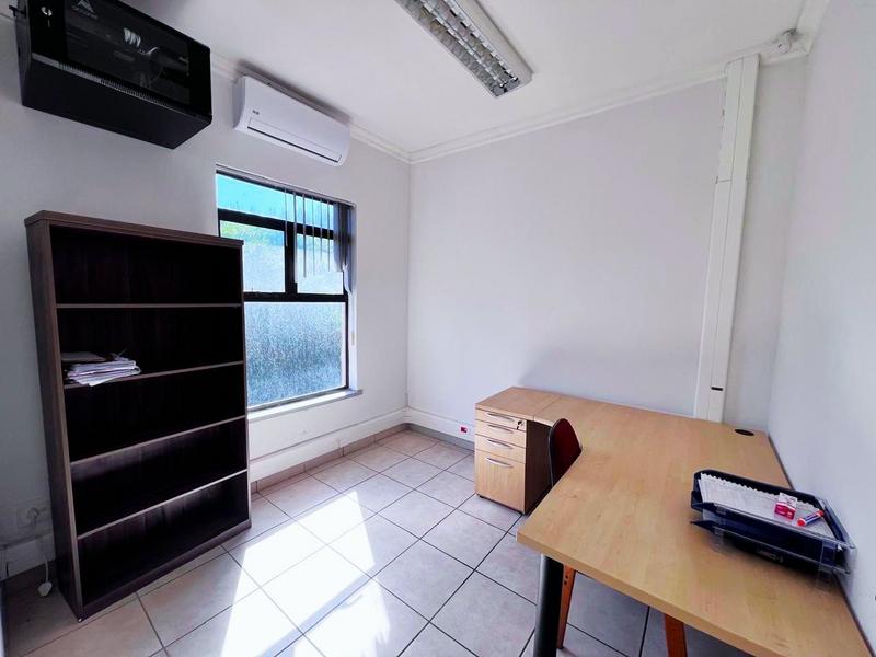 To Let Commercial Property for Rent in Shelly Beach KwaZulu-Natal