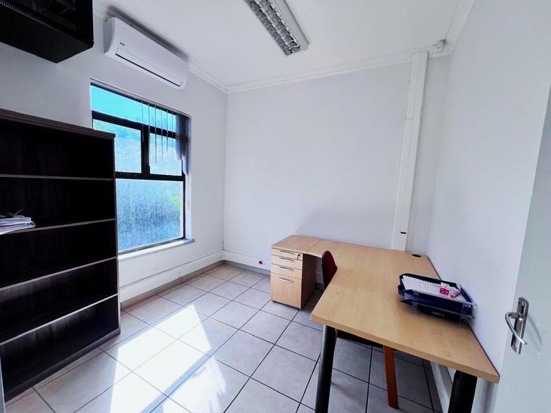 To Let Commercial Property for Rent in Shelly Beach KwaZulu-Natal