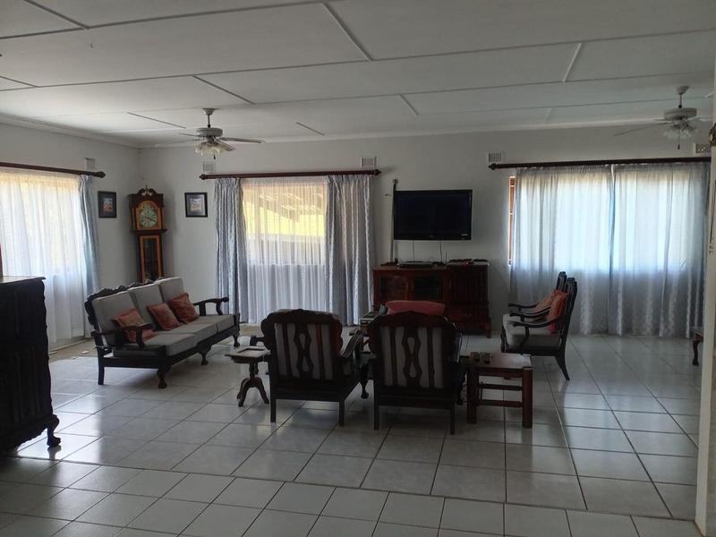 To Let 3 Bedroom Property for Rent in Palm Beach KwaZulu-Natal