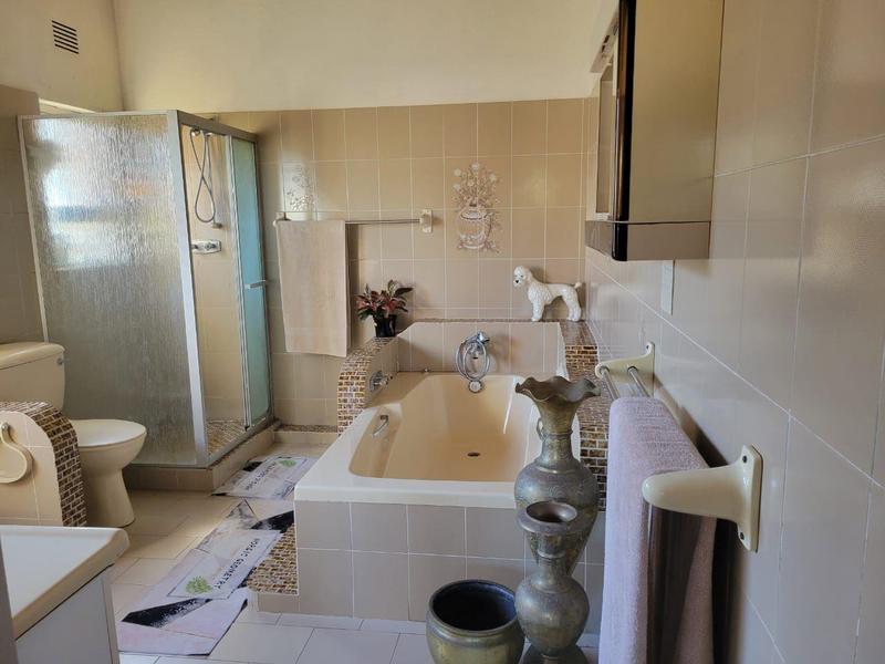 To Let 2 Bedroom Property for Rent in Southport KwaZulu-Natal