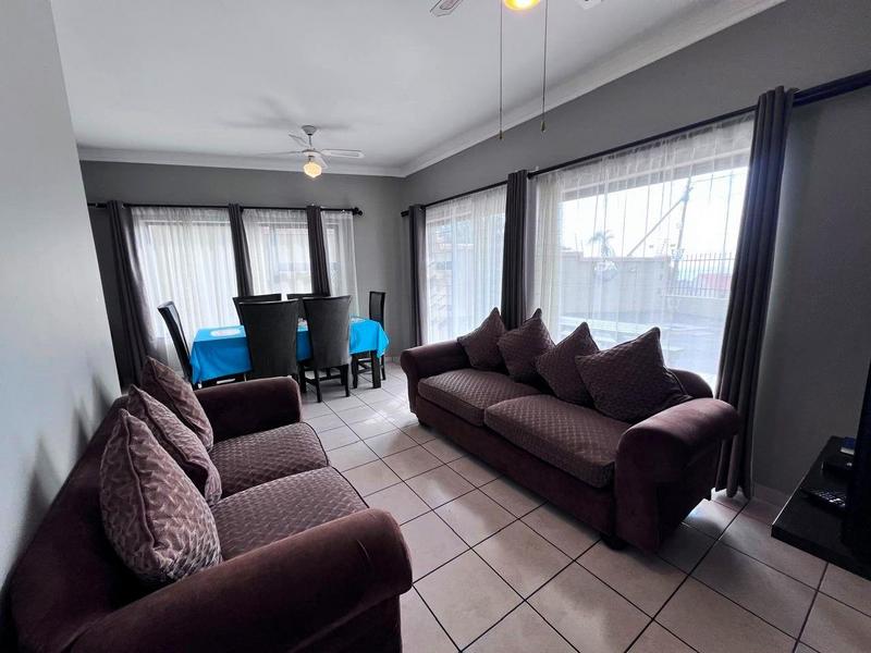 To Let 3 Bedroom Property for Rent in Uvongo Beach KwaZulu-Natal