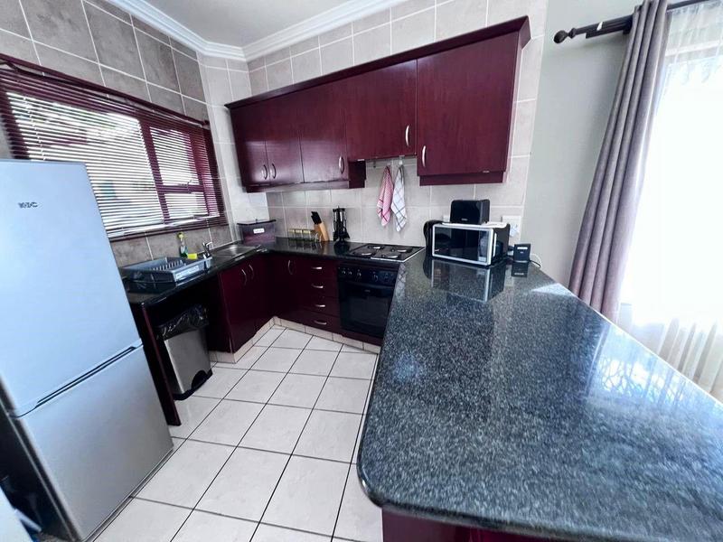 To Let 3 Bedroom Property for Rent in Uvongo Beach KwaZulu-Natal