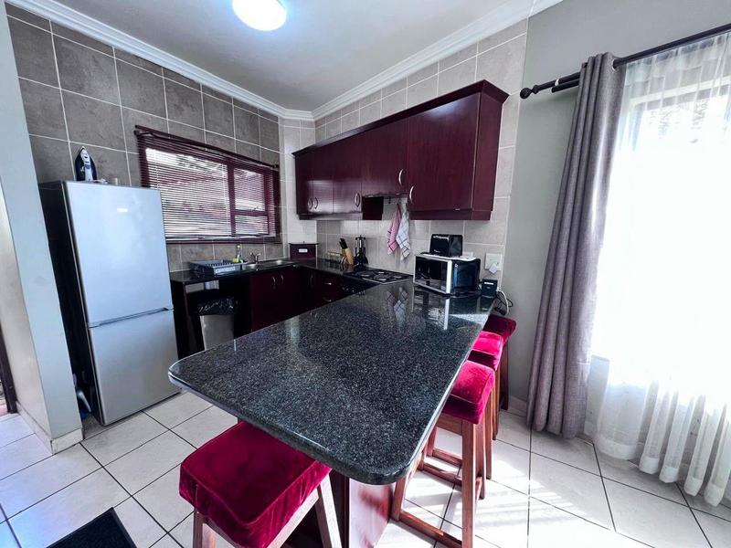 To Let 3 Bedroom Property for Rent in Uvongo Beach KwaZulu-Natal
