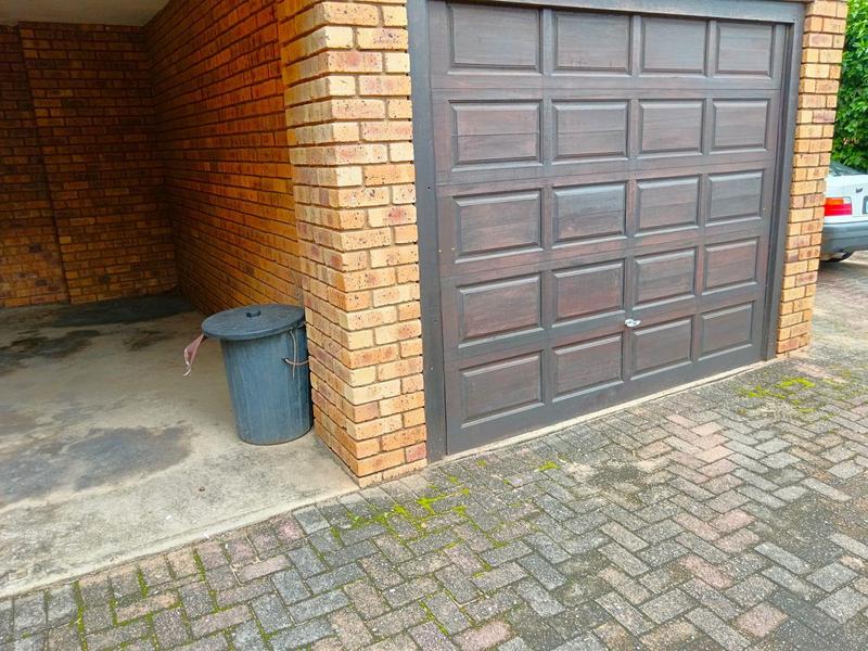 4 Bedroom Property for Sale in Catalina Bay KwaZulu-Natal