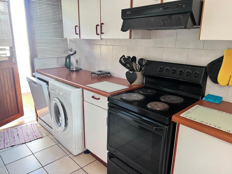 3 Bedroom Property for Sale in Hibberdene KwaZulu-Natal