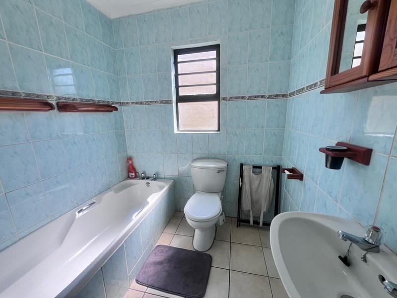 3 Bedroom Property for Sale in Hibberdene KwaZulu-Natal