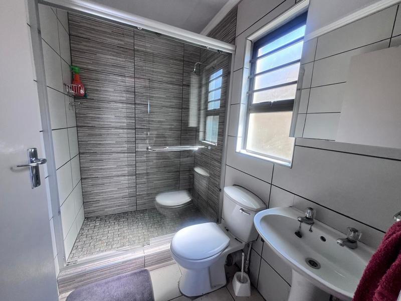 3 Bedroom Property for Sale in Hibberdene KwaZulu-Natal