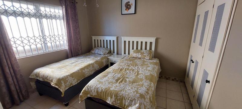2 Bedroom Property for Sale in Lawrence Rocks KwaZulu-Natal