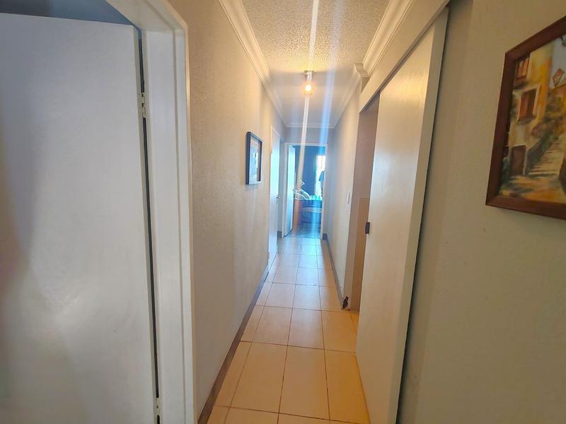 3 Bedroom Property for Sale in Lawrence Rocks KwaZulu-Natal
