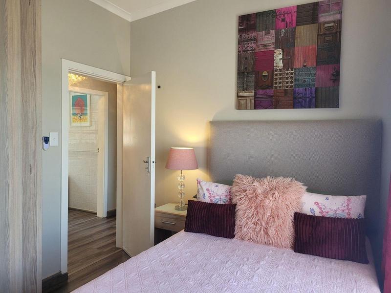 5 Bedroom Property for Sale in Margate Beach KwaZulu-Natal