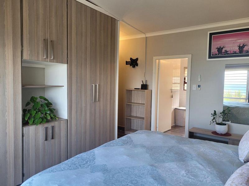 5 Bedroom Property for Sale in Margate Beach KwaZulu-Natal