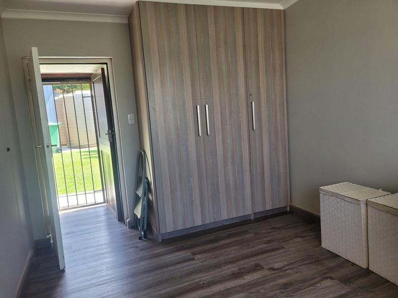 5 Bedroom Property for Sale in Margate Beach KwaZulu-Natal