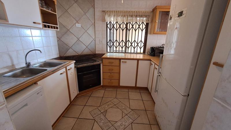 8 Bedroom Property for Sale in Margate Beach KwaZulu-Natal