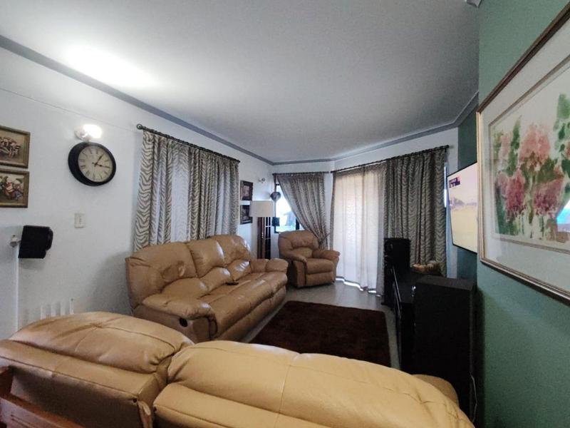 3 Bedroom Property for Sale in Margate Beach KwaZulu-Natal