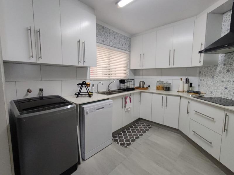3 Bedroom Property for Sale in Margate Beach KwaZulu-Natal
