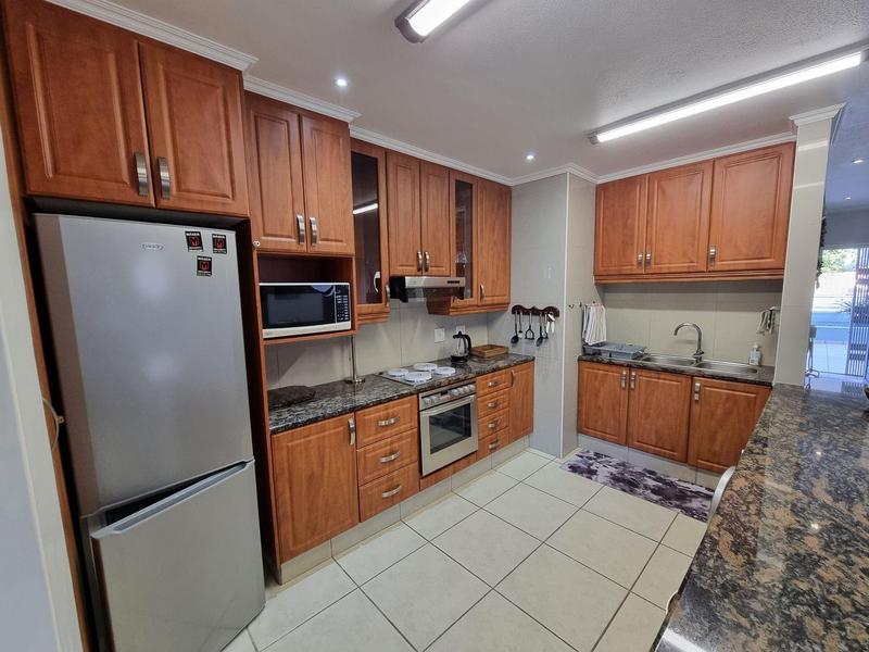 4 Bedroom Property for Sale in Margate Beach KwaZulu-Natal