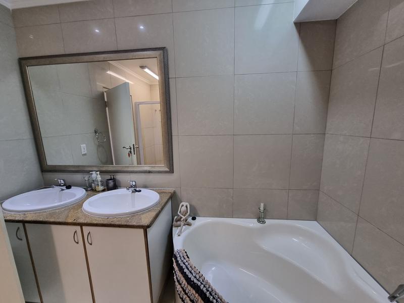 4 Bedroom Property for Sale in Margate Beach KwaZulu-Natal