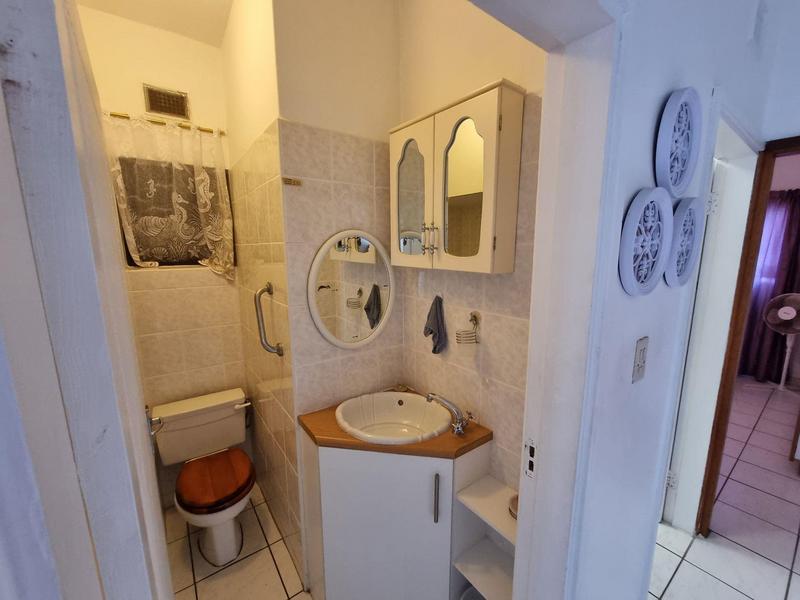 2 Bedroom Property for Sale in Margate Beach KwaZulu-Natal