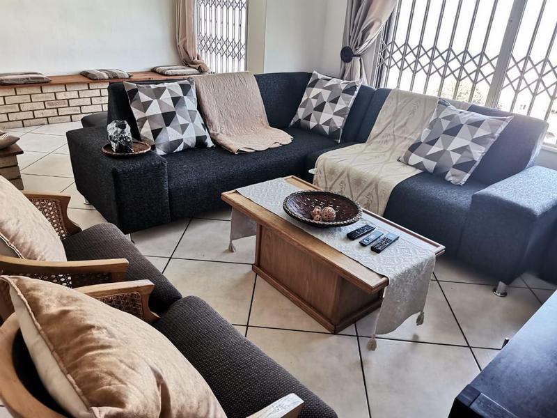 2 Bedroom Property for Sale in Margate Beach KwaZulu-Natal