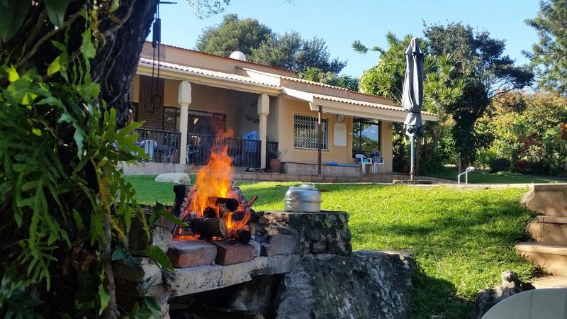 6 Bedroom Property for Sale in Margate KwaZulu-Natal