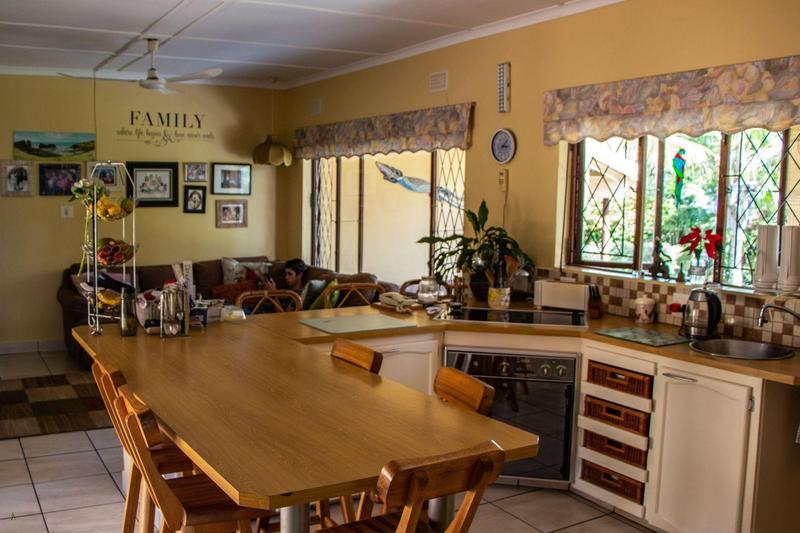 6 Bedroom Property for Sale in Margate KwaZulu-Natal