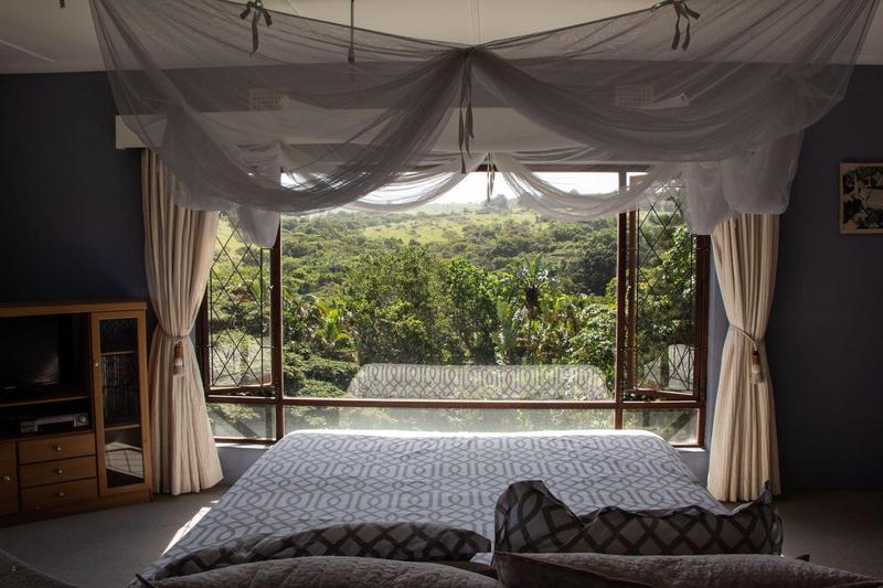 6 Bedroom Property for Sale in Margate KwaZulu-Natal