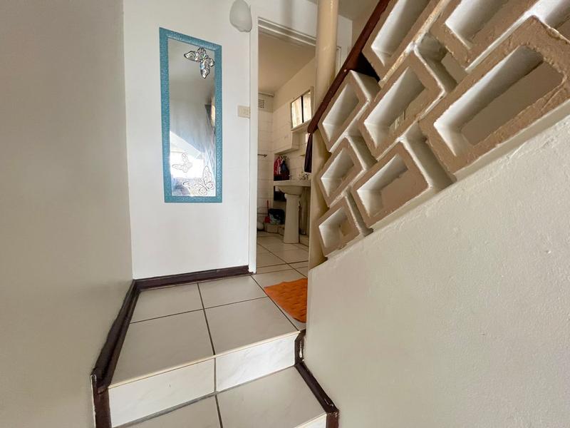 2 Bedroom Property for Sale in Margate KwaZulu-Natal