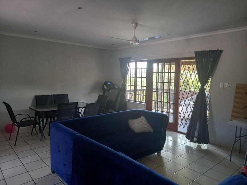 2 Bedroom Property for Sale in Margate KwaZulu-Natal