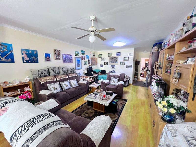 1 Bedroom Property for Sale in Margate KwaZulu-Natal