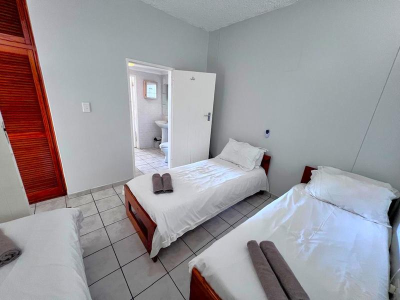 2 Bedroom Property for Sale in Margate KwaZulu-Natal