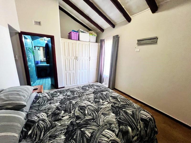 3 Bedroom Property for Sale in Uvongo KwaZulu-Natal