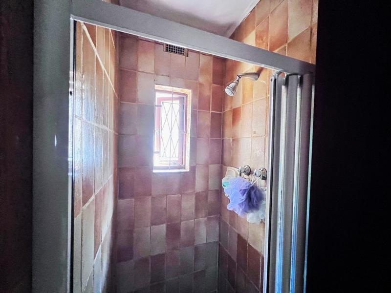 3 Bedroom Property for Sale in Uvongo KwaZulu-Natal