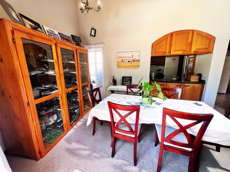 3 Bedroom Property for Sale in Uvongo KwaZulu-Natal