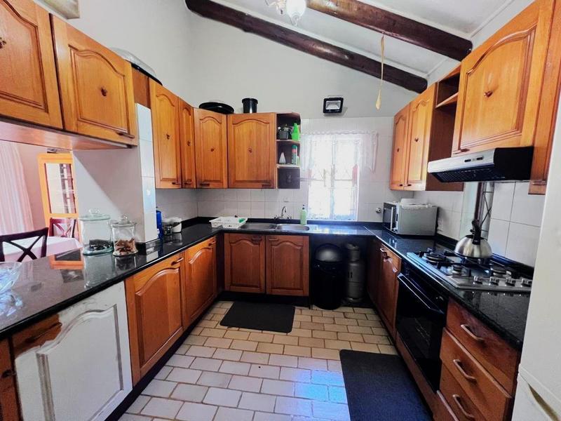 3 Bedroom Property for Sale in Uvongo KwaZulu-Natal