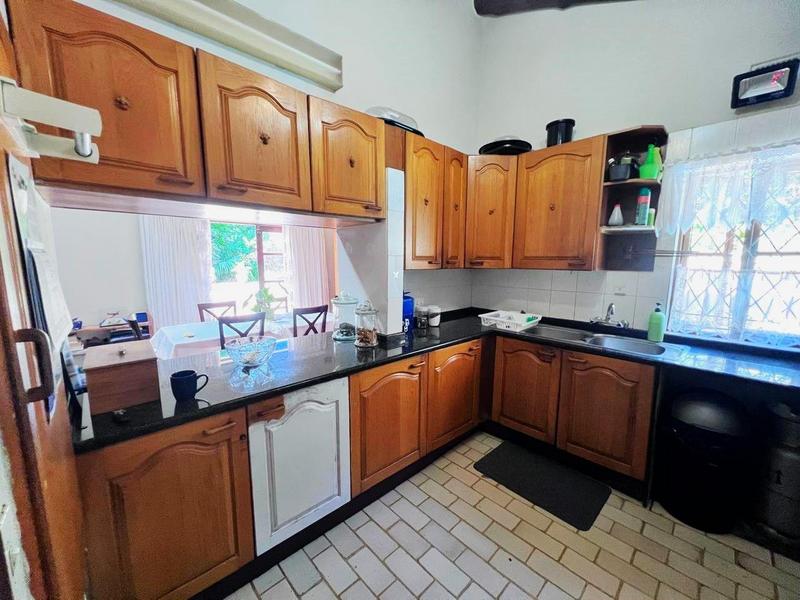 3 Bedroom Property for Sale in Uvongo KwaZulu-Natal