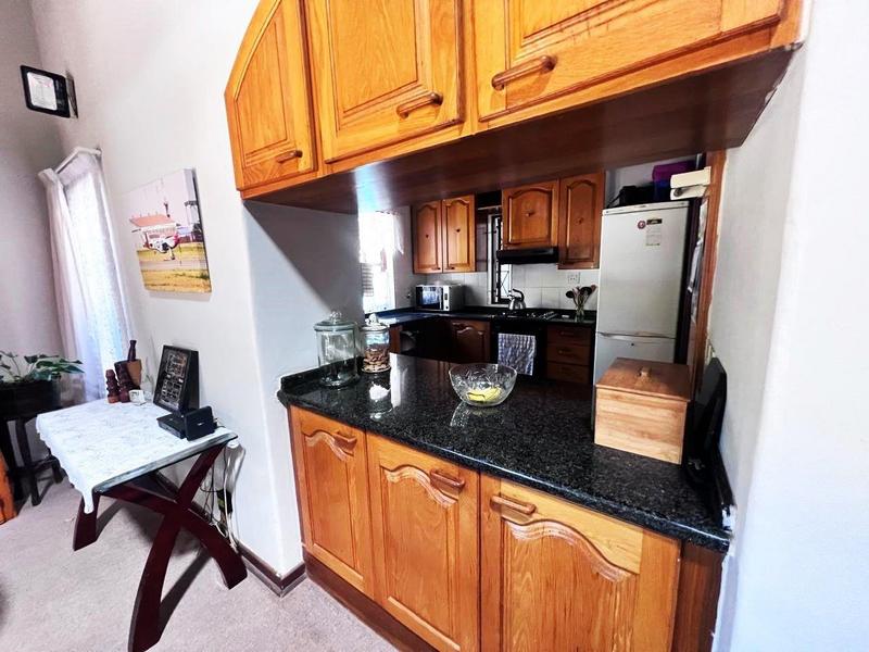 3 Bedroom Property for Sale in Uvongo KwaZulu-Natal