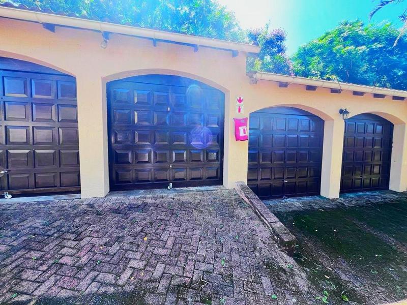 3 Bedroom Property for Sale in Uvongo KwaZulu-Natal