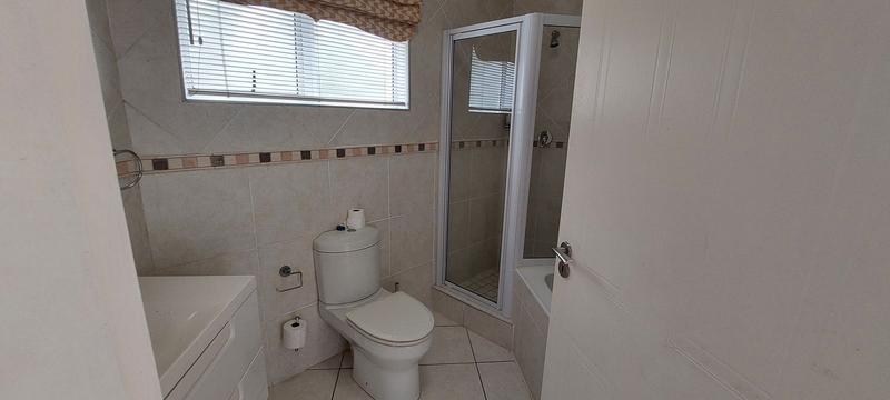 4 Bedroom Property for Sale in Margate KwaZulu-Natal