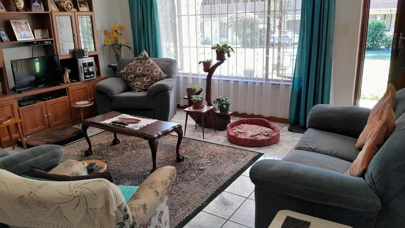 2 Bedroom Property for Sale in Margate KwaZulu-Natal