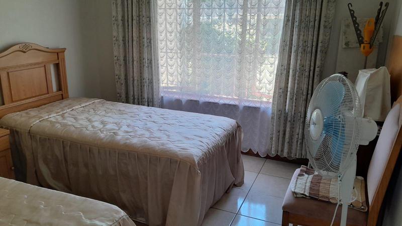 2 Bedroom Property for Sale in Margate KwaZulu-Natal