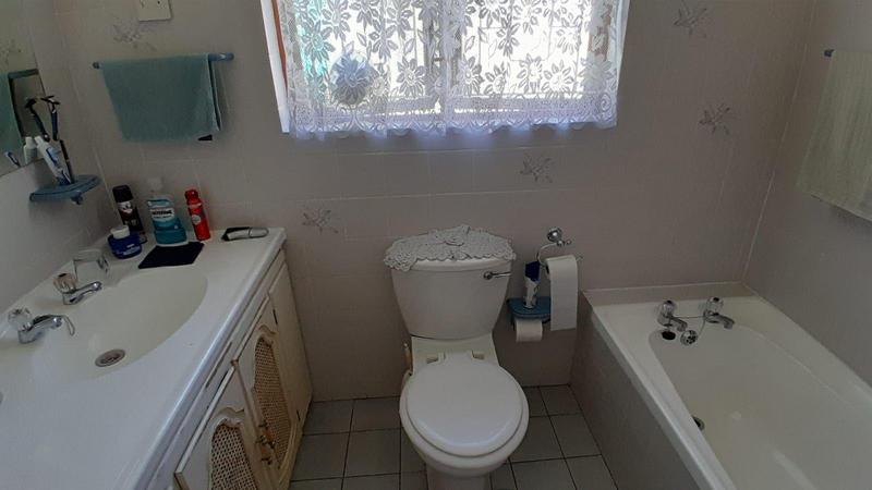 2 Bedroom Property for Sale in Margate KwaZulu-Natal