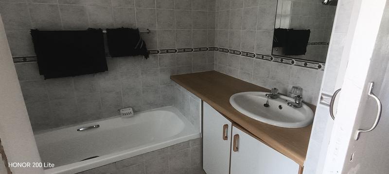 2 Bedroom Property for Sale in Margate KwaZulu-Natal