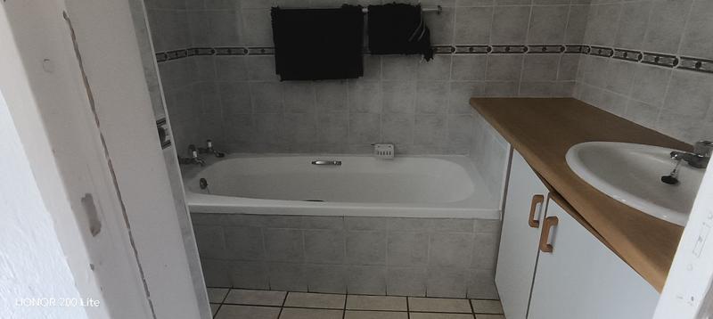 2 Bedroom Property for Sale in Margate KwaZulu-Natal