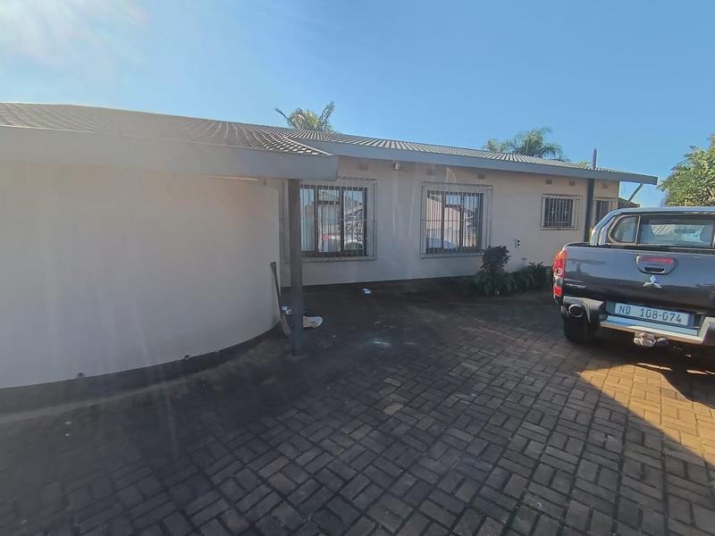 4 Bedroom Property for Sale in Margate KwaZulu-Natal